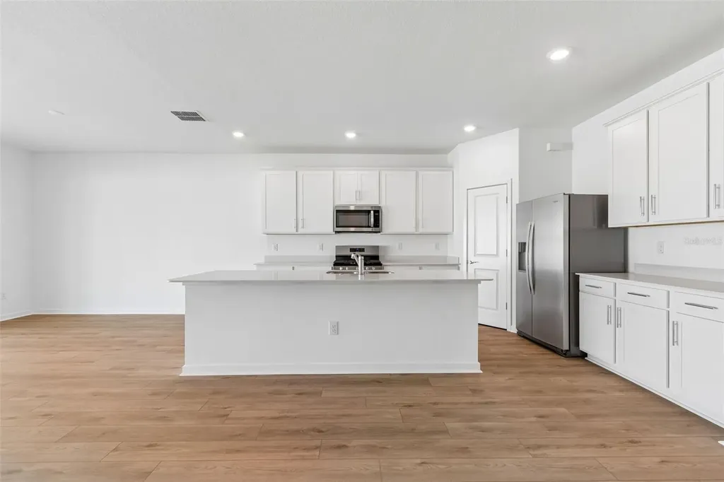 6669 Asbury Barnes Lane Wesley Chapel FL 33545