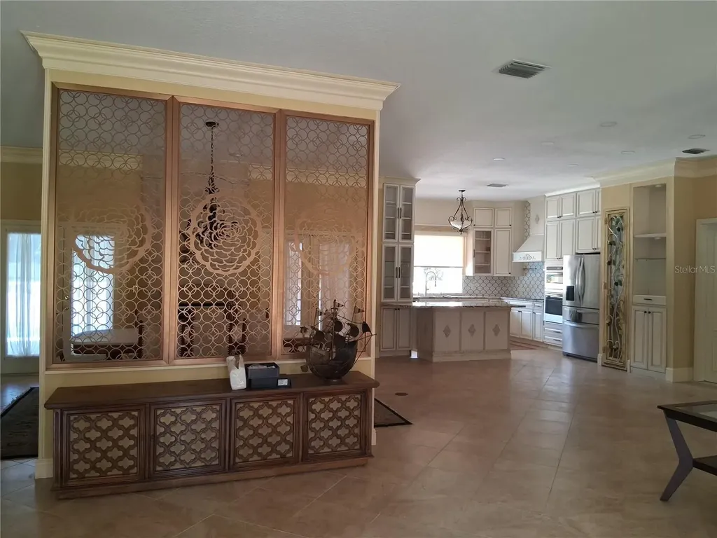 915 Old Welcome Road Lithia FL 33547