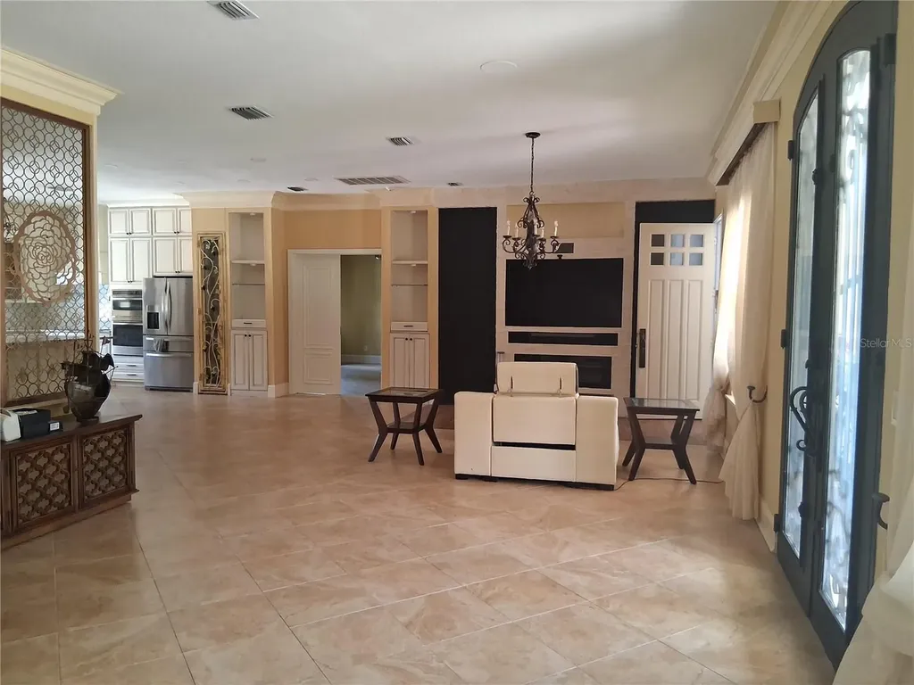 915 Old Welcome Road Lithia FL 33547