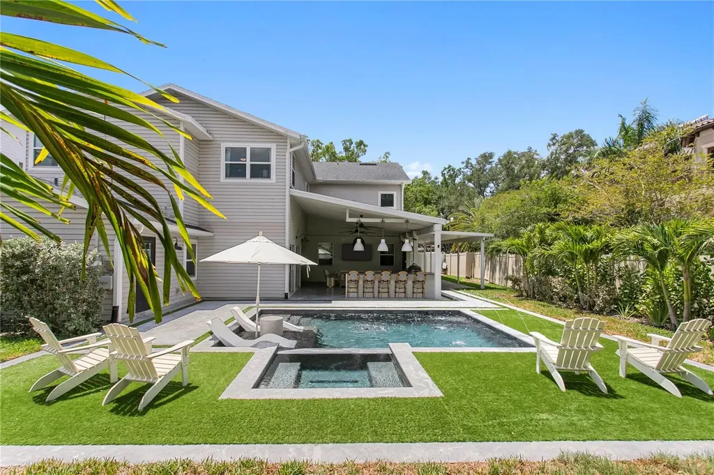 3107 W Watrous Avenue Tampa FL 33629