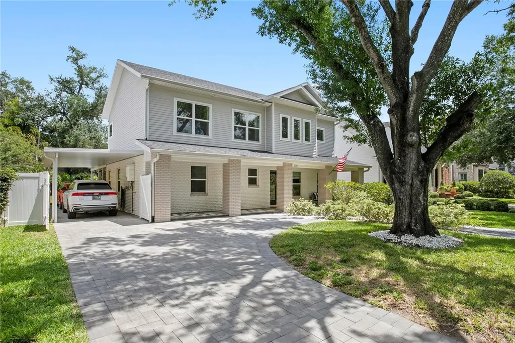3107 W Watrous Avenue Tampa FL 33629