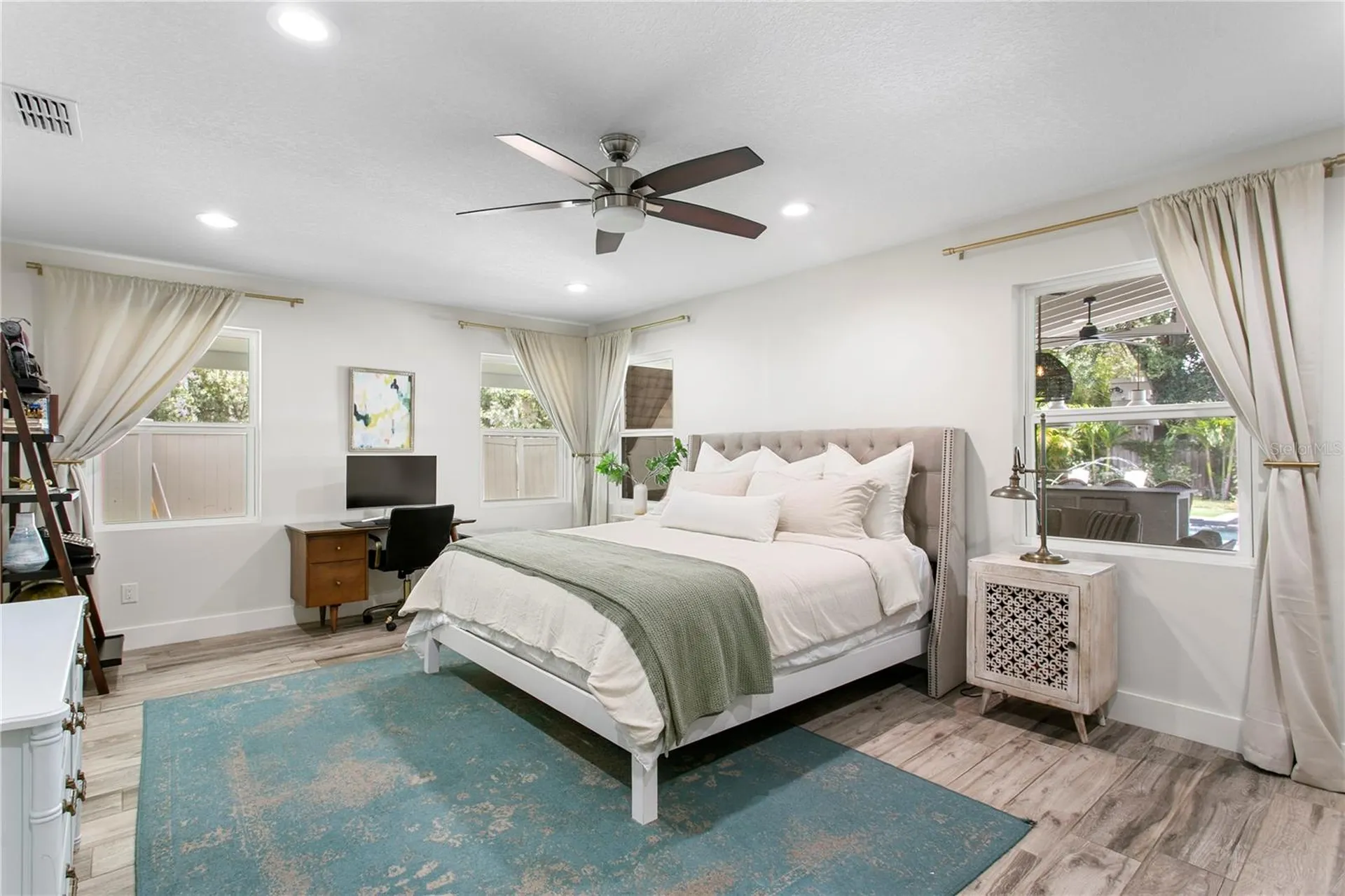 3107 W Watrous Avenue Tampa FL 33629