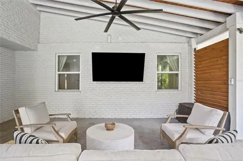 3107 W Watrous Avenue Tampa FL 33629