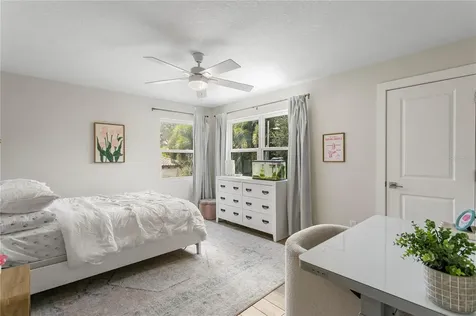 3107 W Watrous Avenue Tampa FL 33629
