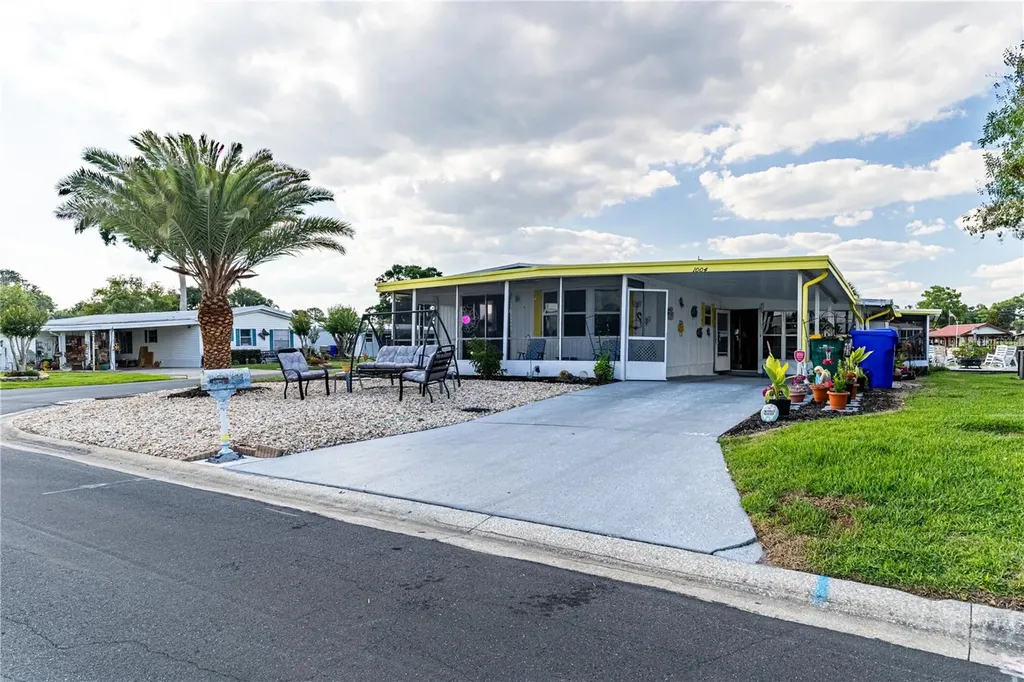 1004 Todd Way Tavares FL 32778