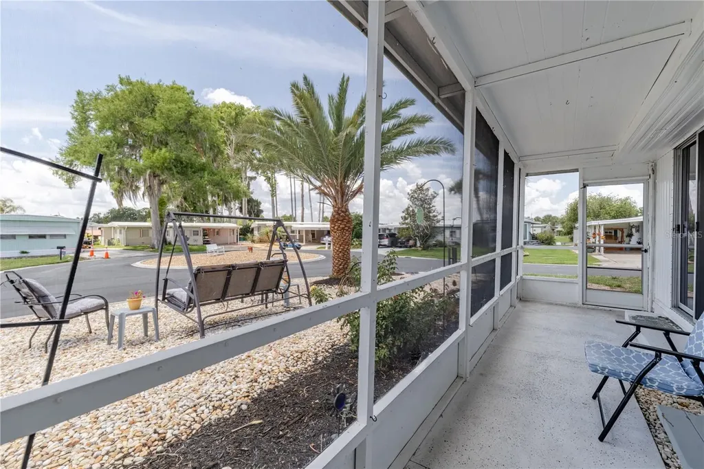 1004 Todd Way Tavares FL 32778