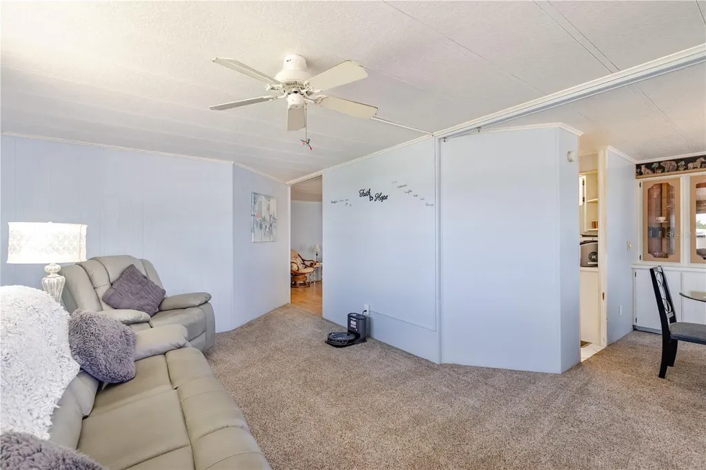 1004 Todd Way Tavares FL 32778
