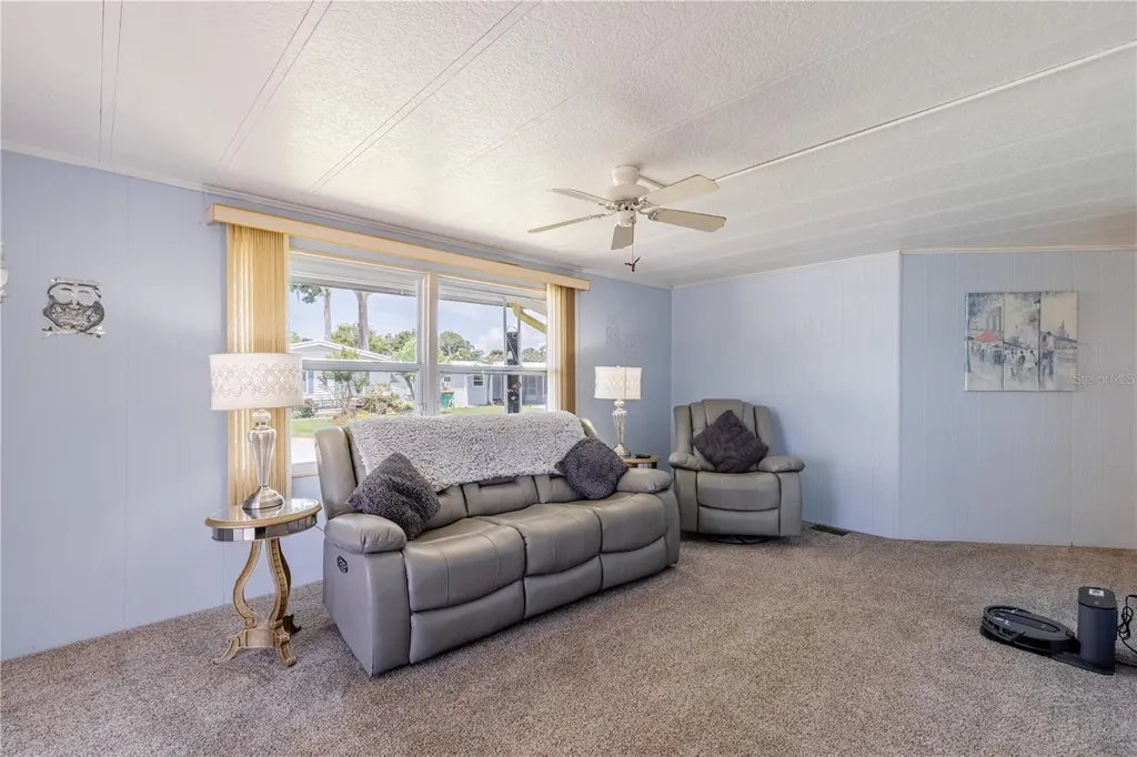 1004 Todd Way Tavares FL 32778