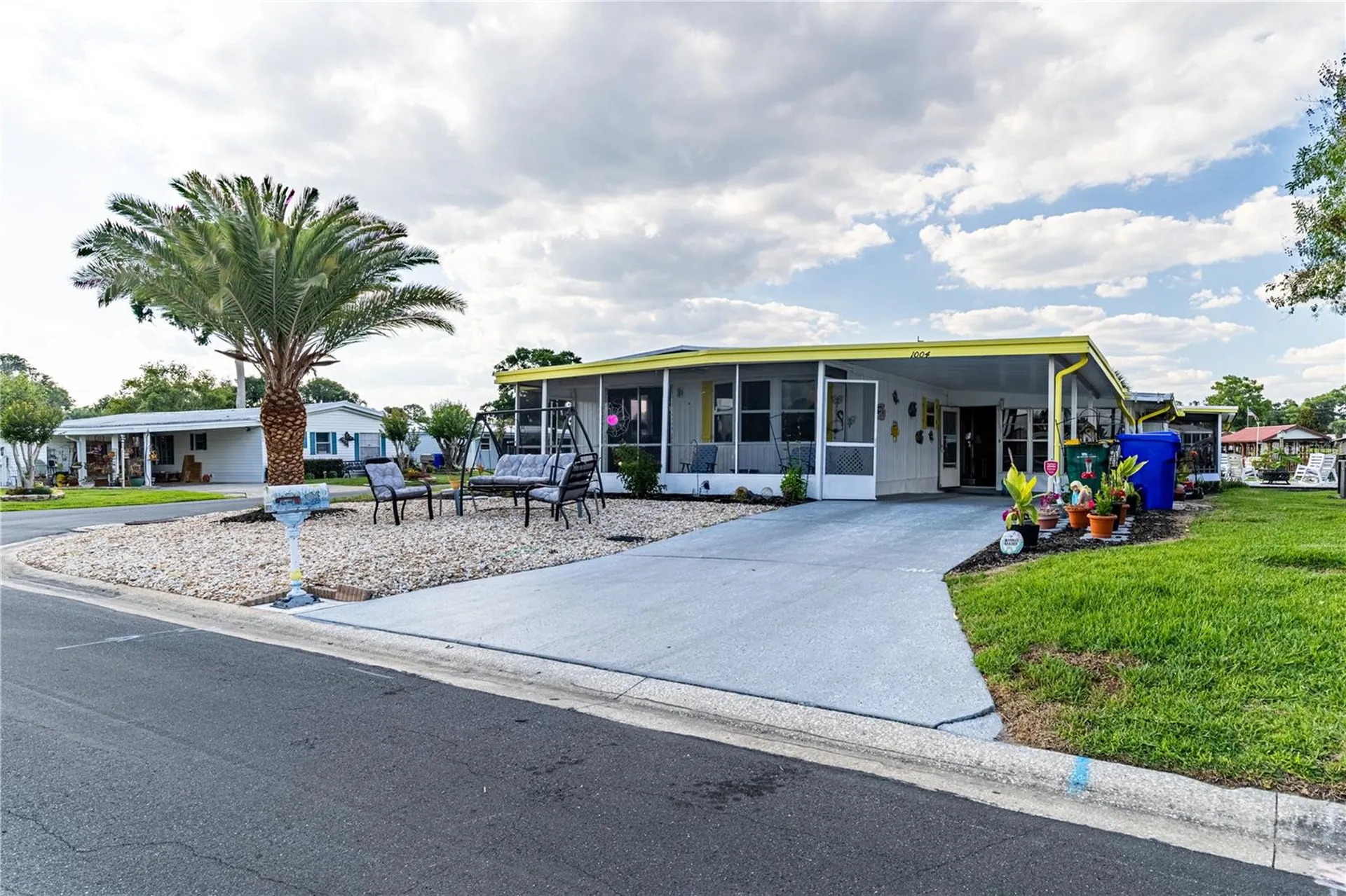 1004 Todd Way Tavares FL 32778