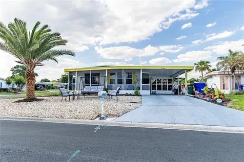 1004 Todd Way Tavares FL 32778