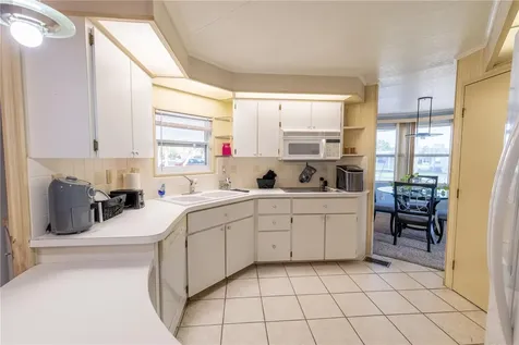 1004 Todd Way Tavares FL 32778