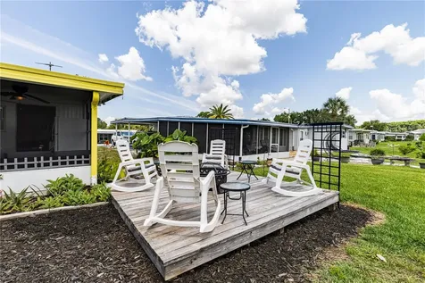 1004 Todd Way Tavares FL 32778
