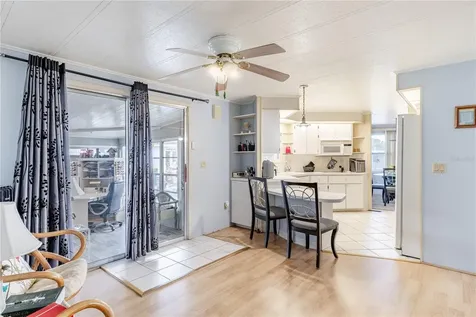1004 Todd Way Tavares FL 32778