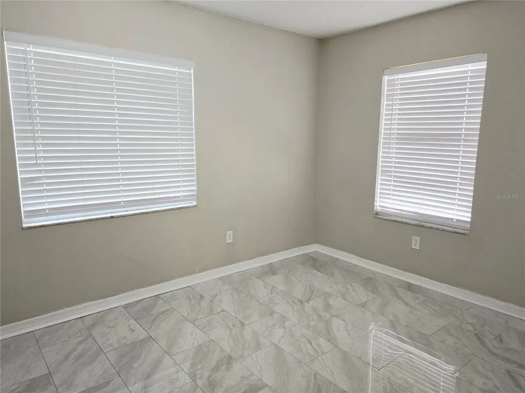 1617 E Idell Street Tampa FL 33604