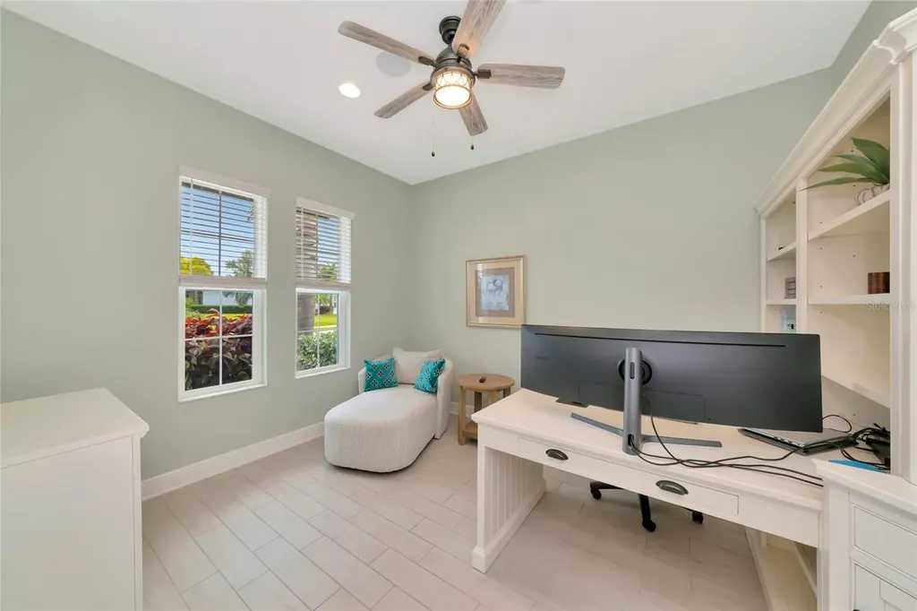 6254 Rivo Lakes Boulevard Sarasota FL 34241