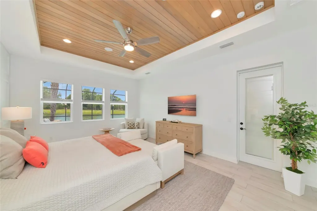 6254 Rivo Lakes Boulevard Sarasota FL 34241