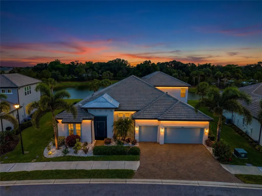 6254 Rivo Lakes Boulevard Sarasota FL 34241