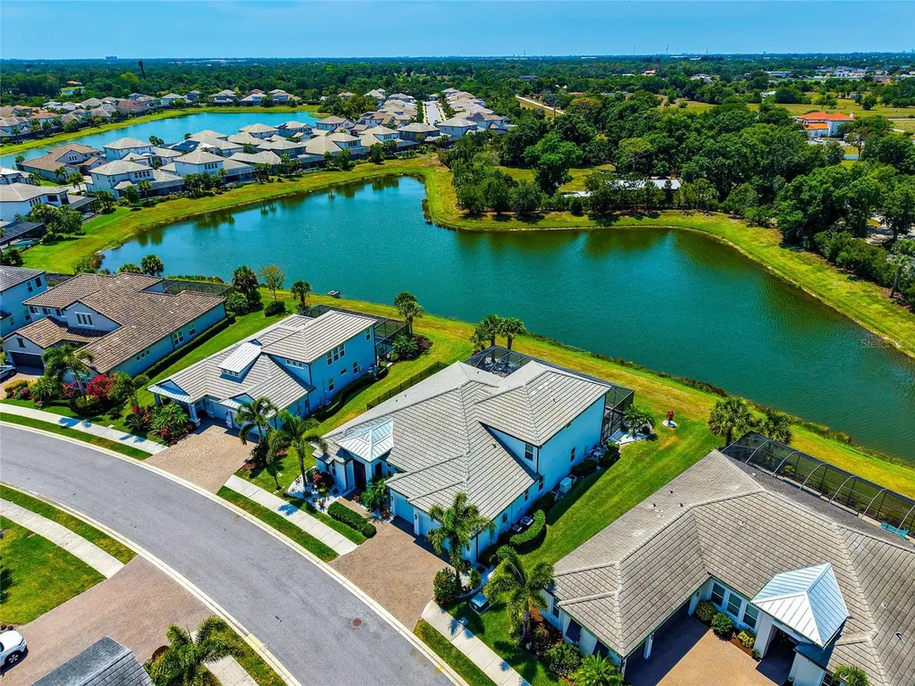 6254 Rivo Lakes Boulevard Sarasota FL 34241