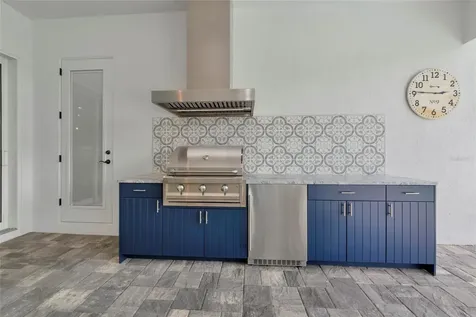 6254 Rivo Lakes Boulevard Sarasota FL 34241