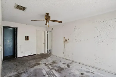 613 Charing Cross Court Lake Mary FL 32746