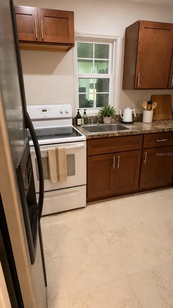 150 W 11th Street Chuluota FL 32766