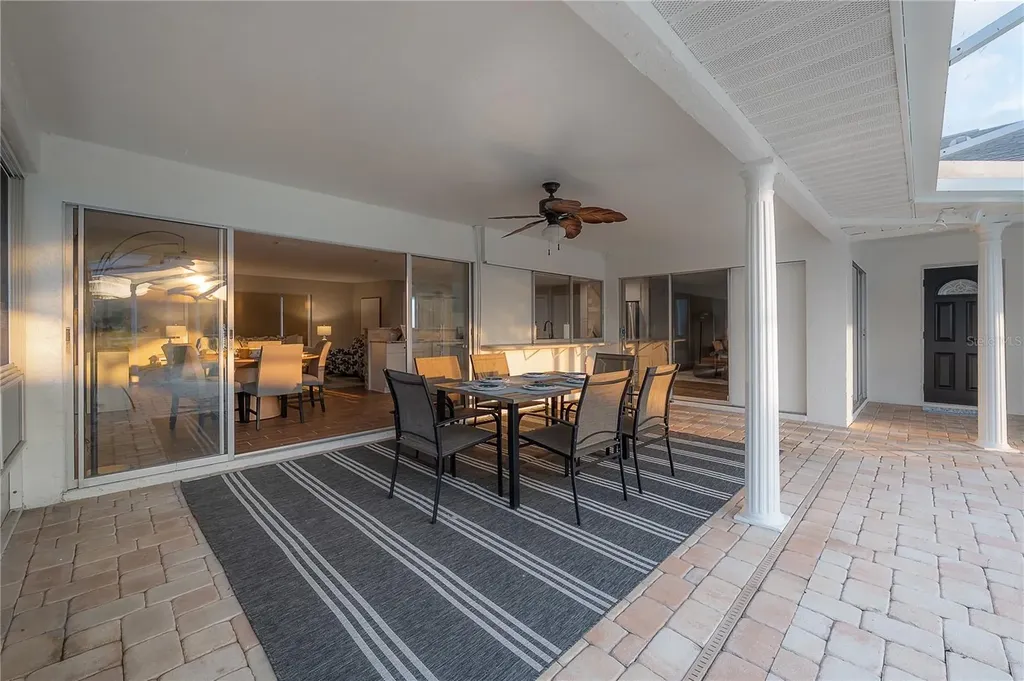 6322 Cottonwood Lane Apollo Beach FL 33572