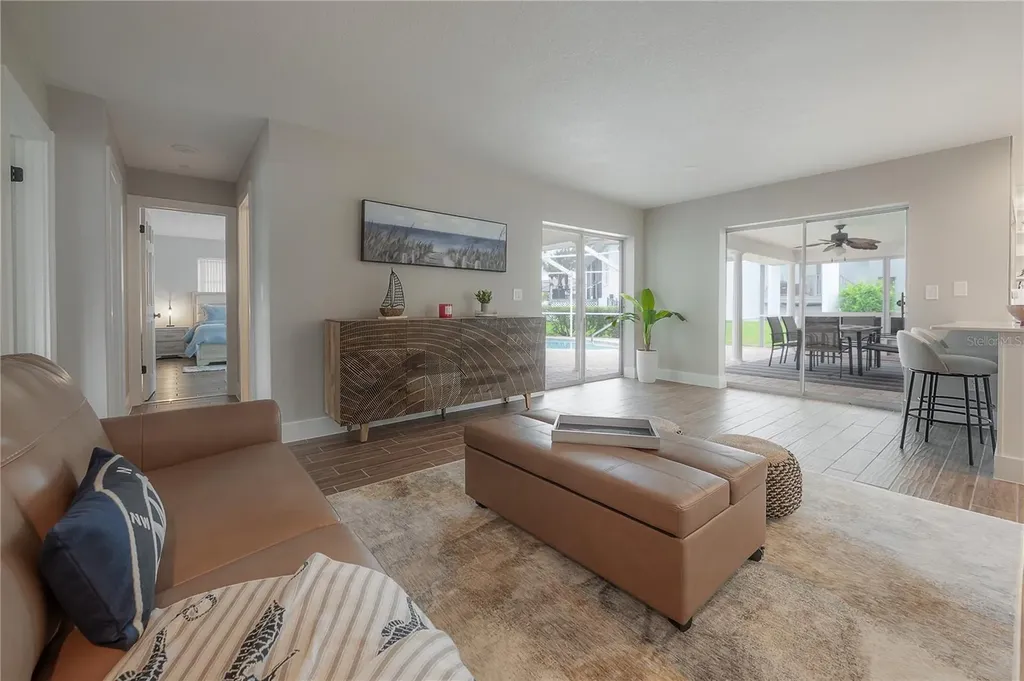 6322 Cottonwood Lane Apollo Beach FL 33572