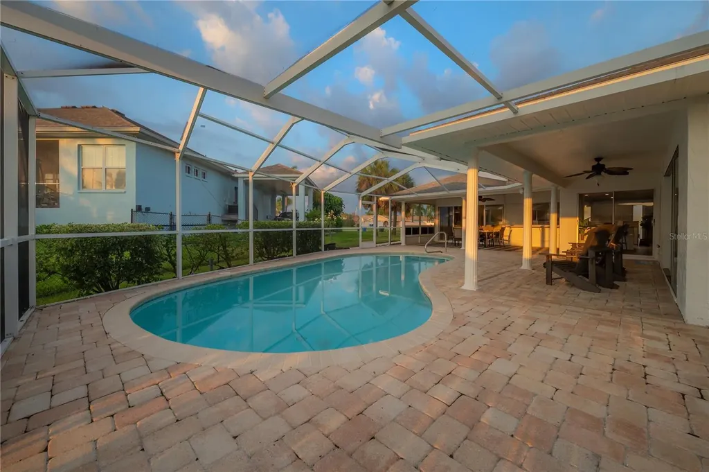 6322 Cottonwood Lane Apollo Beach FL 33572