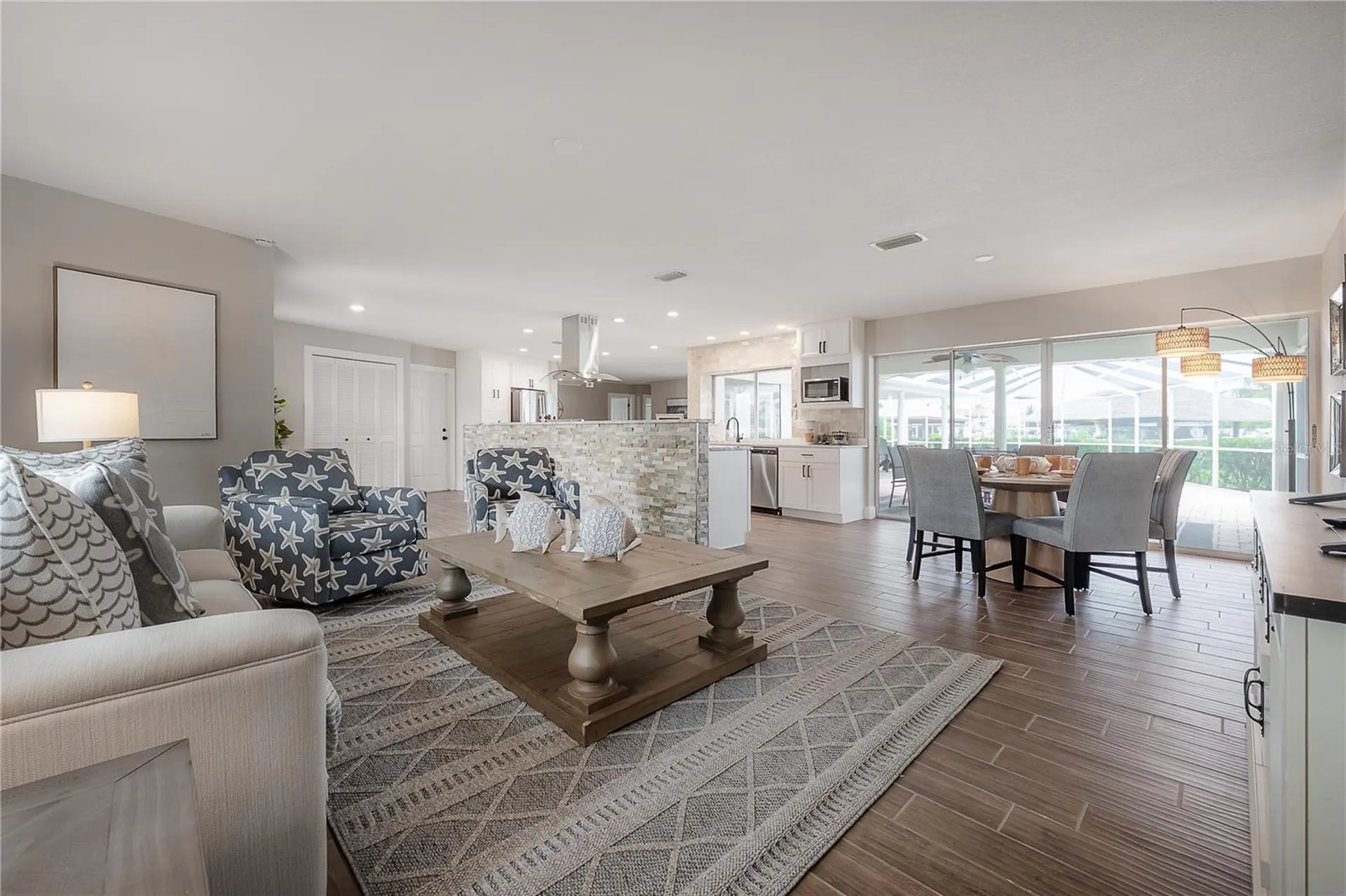 6322 Cottonwood Lane Apollo Beach FL 33572