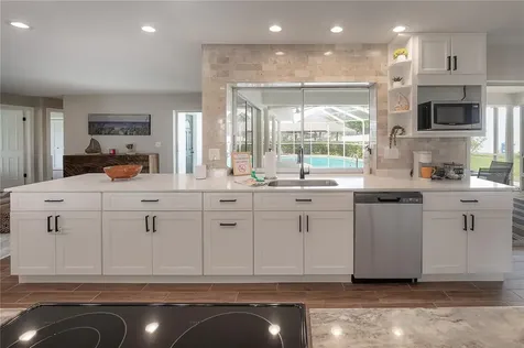 6322 Cottonwood Lane Apollo Beach FL 33572