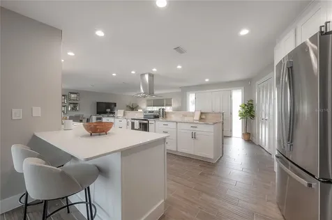 6322 Cottonwood Lane Apollo Beach FL 33572
