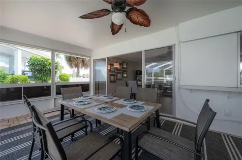 6322 Cottonwood Lane Apollo Beach FL 33572