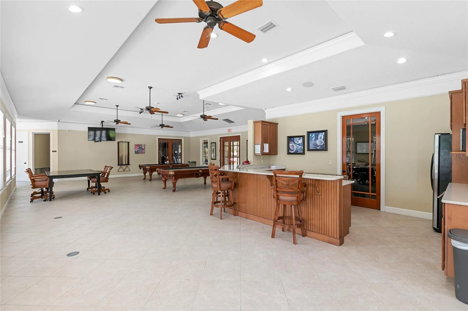 523 Lake Davenport Circle Davenport FL 33837