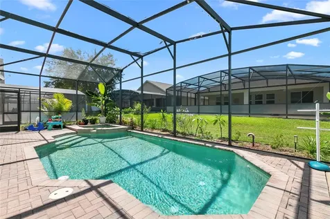 523 Lake Davenport Circle Davenport FL 33837