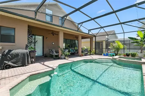 523 Lake Davenport Circle Davenport FL 33837