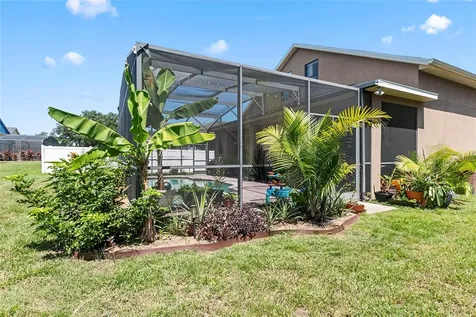 523 Lake Davenport Circle Davenport FL 33837