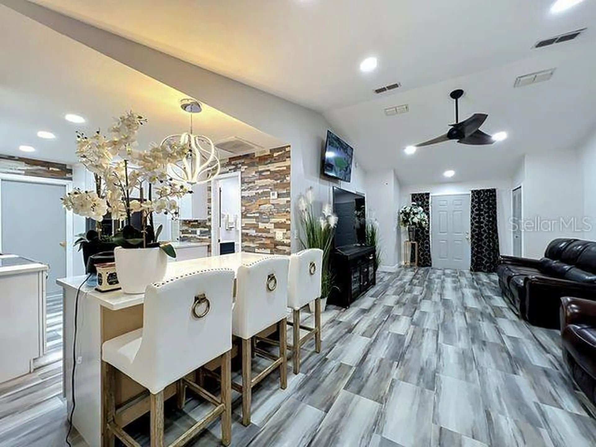 2441 Justy Way Orlando FL 32817
