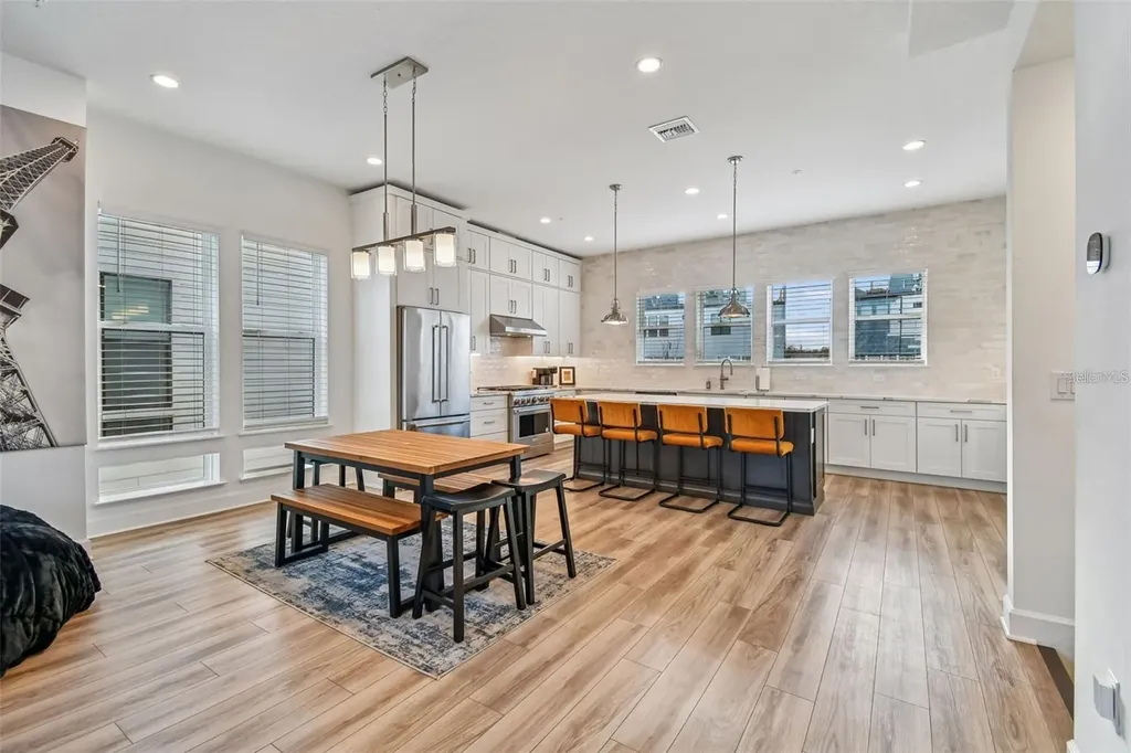 2332 Brix Streets Orlando FL 32804