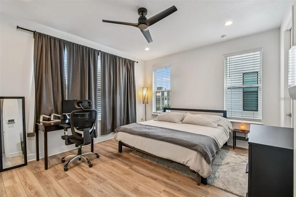 2332 Brix Streets Orlando FL 32804