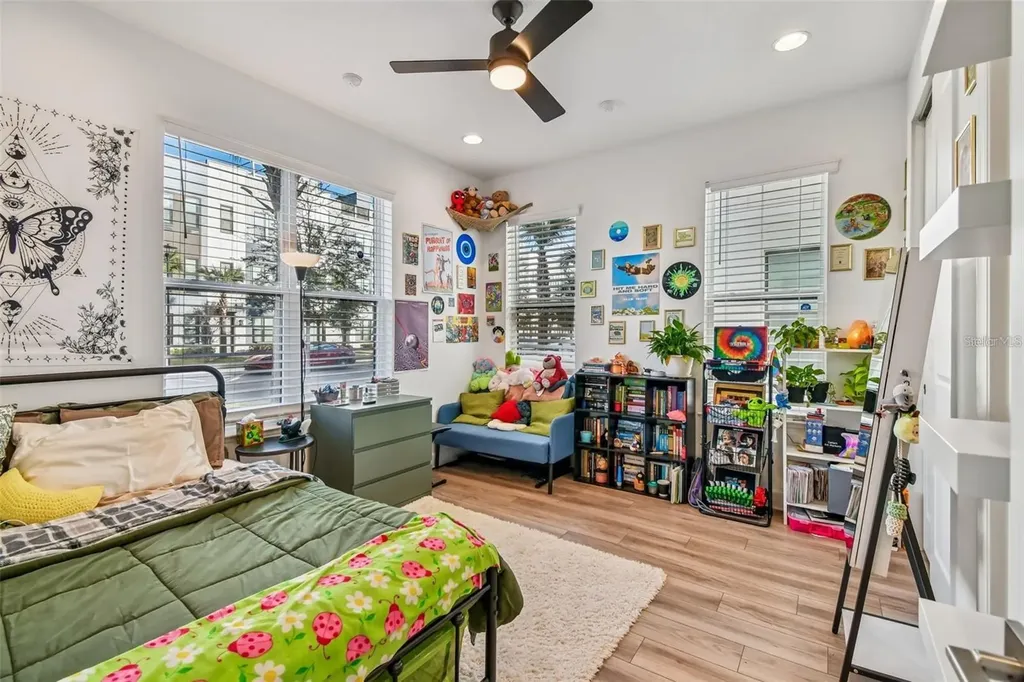 2332 Brix Streets Orlando FL 32804
