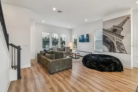 2332 Brix Streets Orlando FL 32804