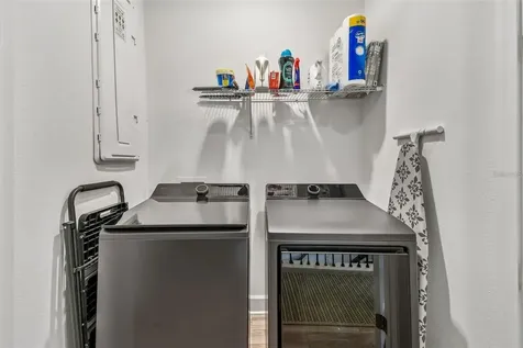 2332 Brix Streets Orlando FL 32804