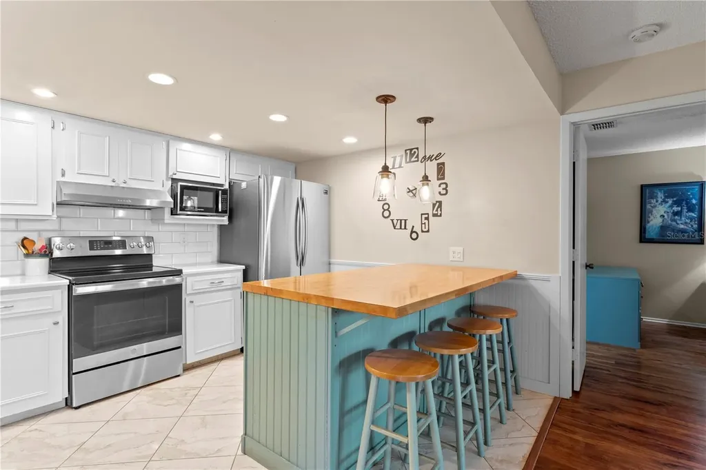2449 Bay Berry Court Clearwater FL 33763