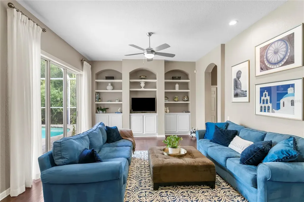 10237 Garden Alcove Drive Tampa FL 33647