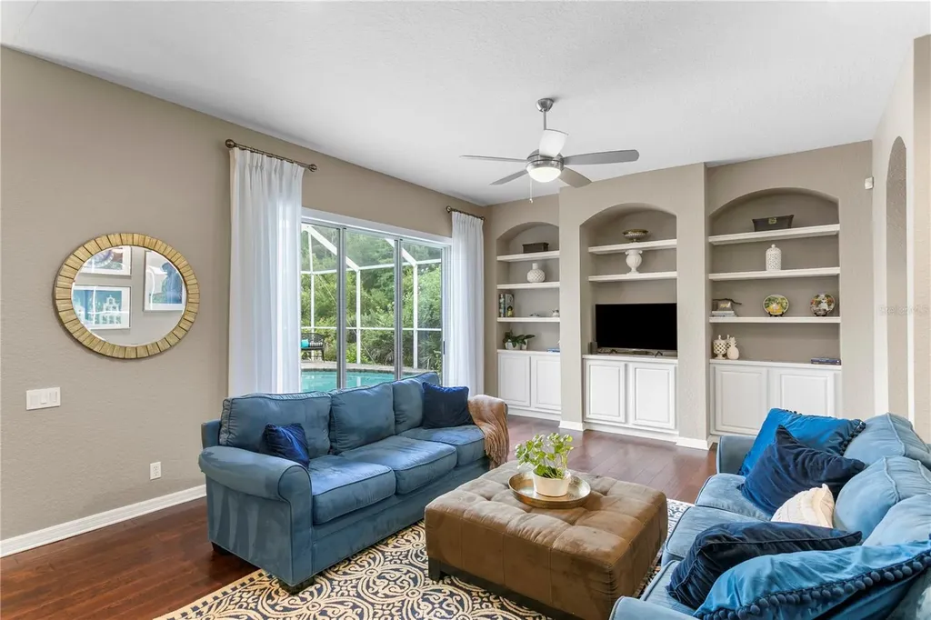 10237 Garden Alcove Drive Tampa FL 33647