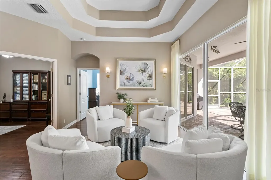 10237 Garden Alcove Drive Tampa FL 33647