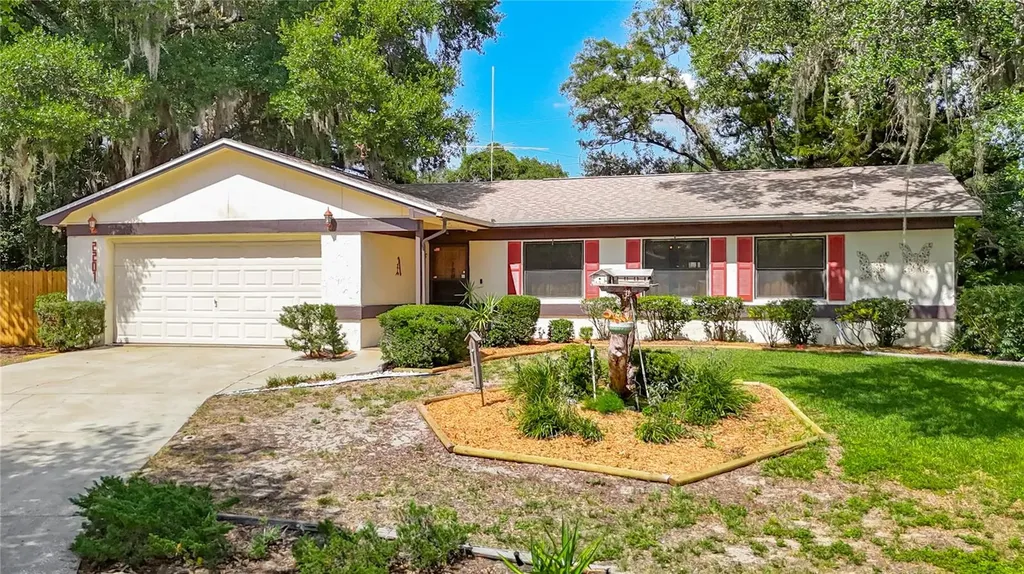 2201 Ladywood Court Brandon FL 33511