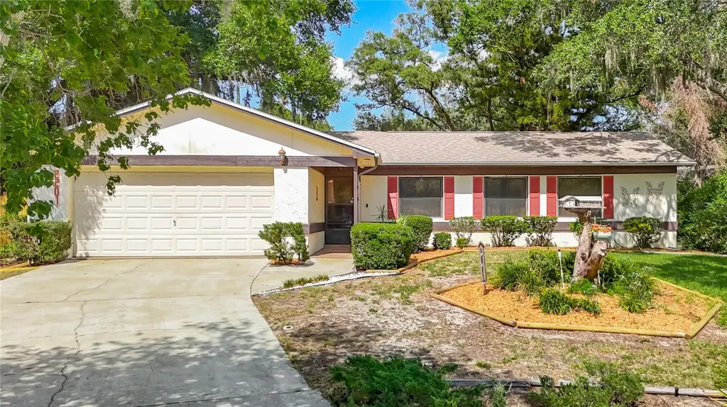2201 Ladywood Court Brandon FL 33511