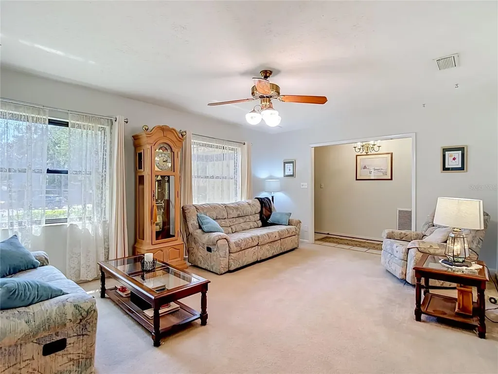 2201 Ladywood Court Brandon FL 33511