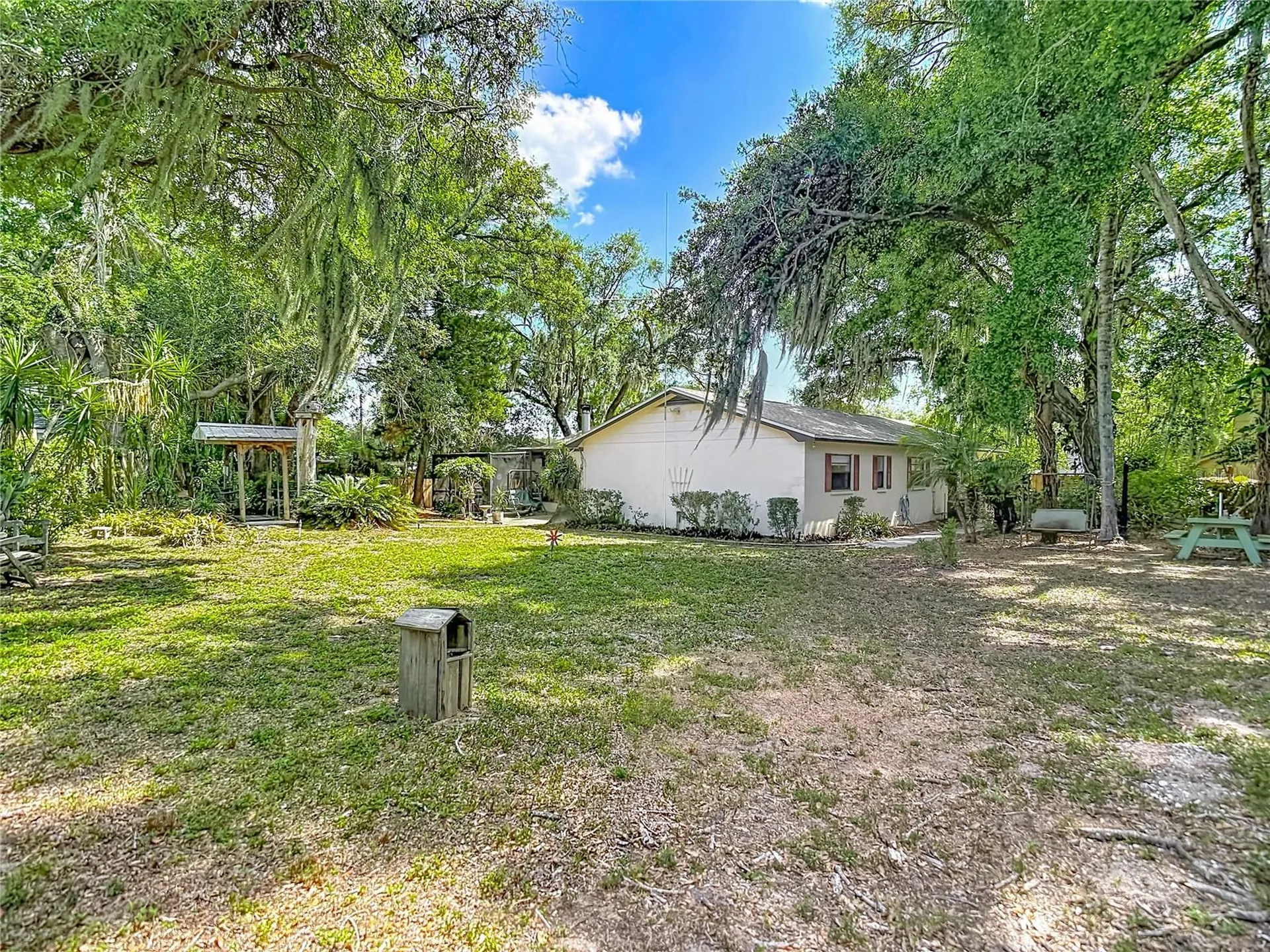 2201 Ladywood Court Brandon FL 33511